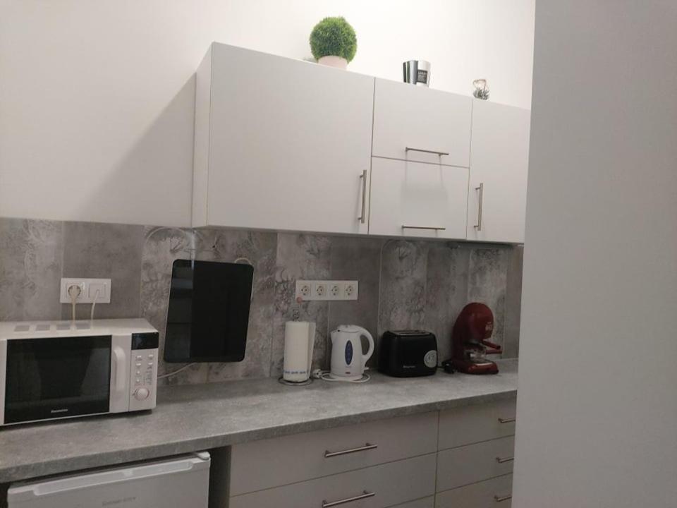 Pompar Belvarosi Apartman Szeged Exterior photo